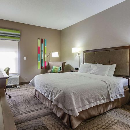 Hampton Inn Диксон Экстерьер фото
