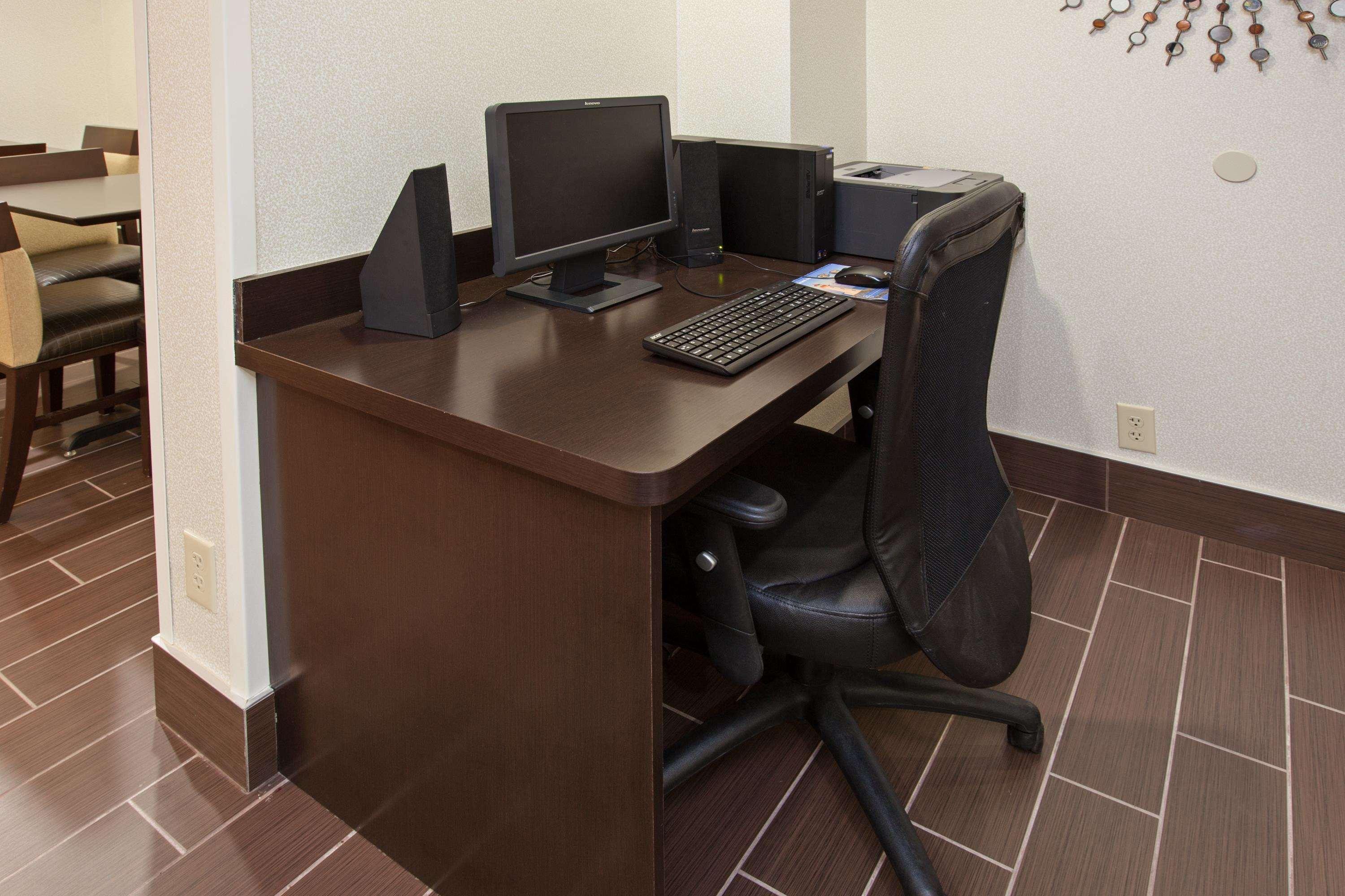 Hampton Inn Диксон Экстерьер фото