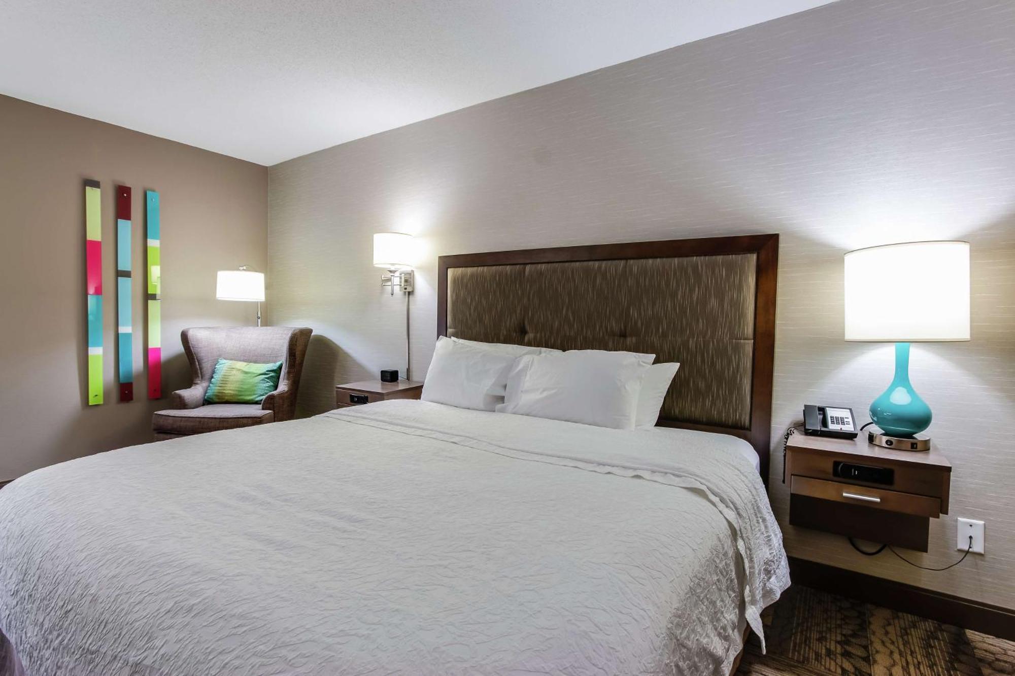 Hampton Inn Диксон Экстерьер фото