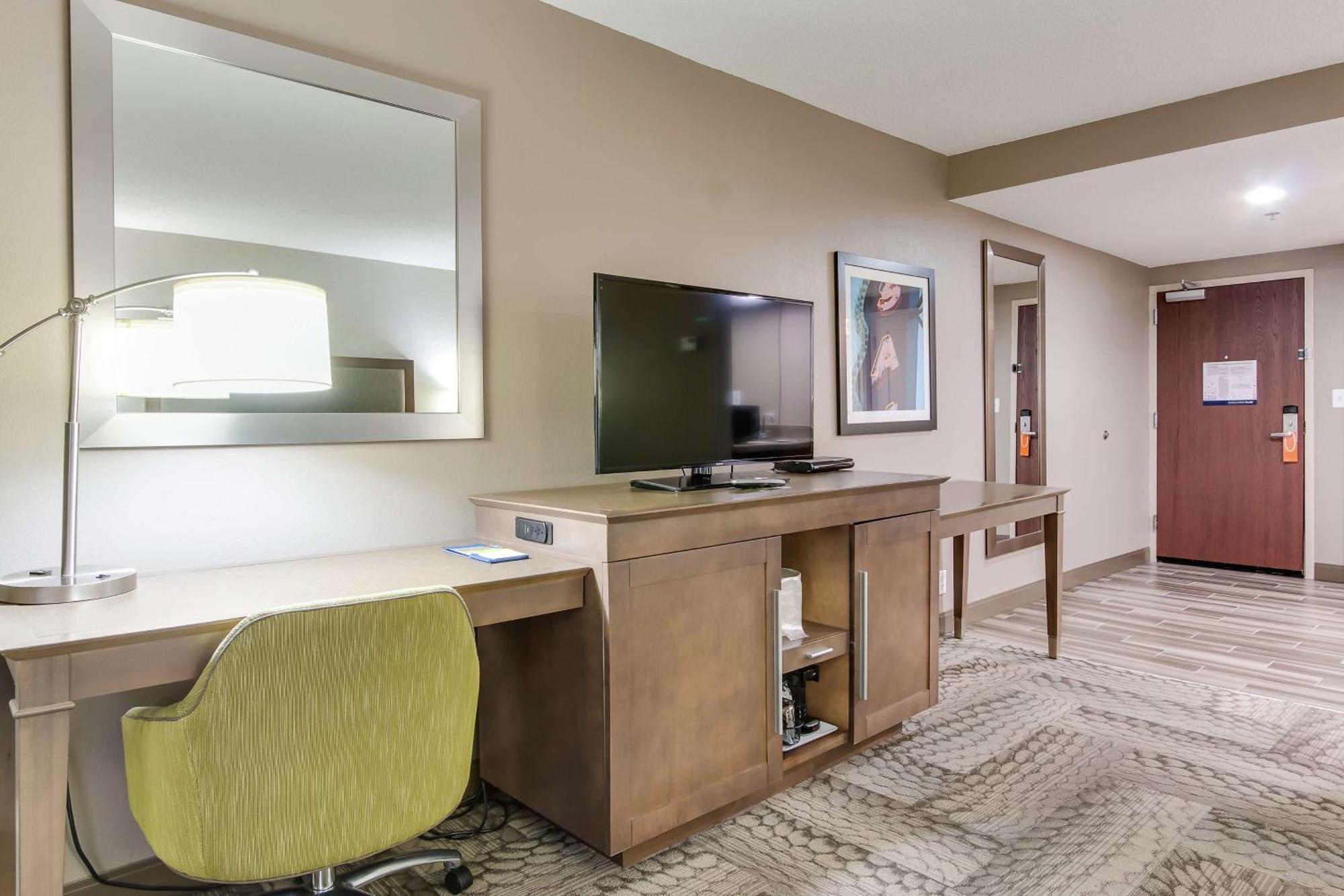 Hampton Inn Диксон Экстерьер фото