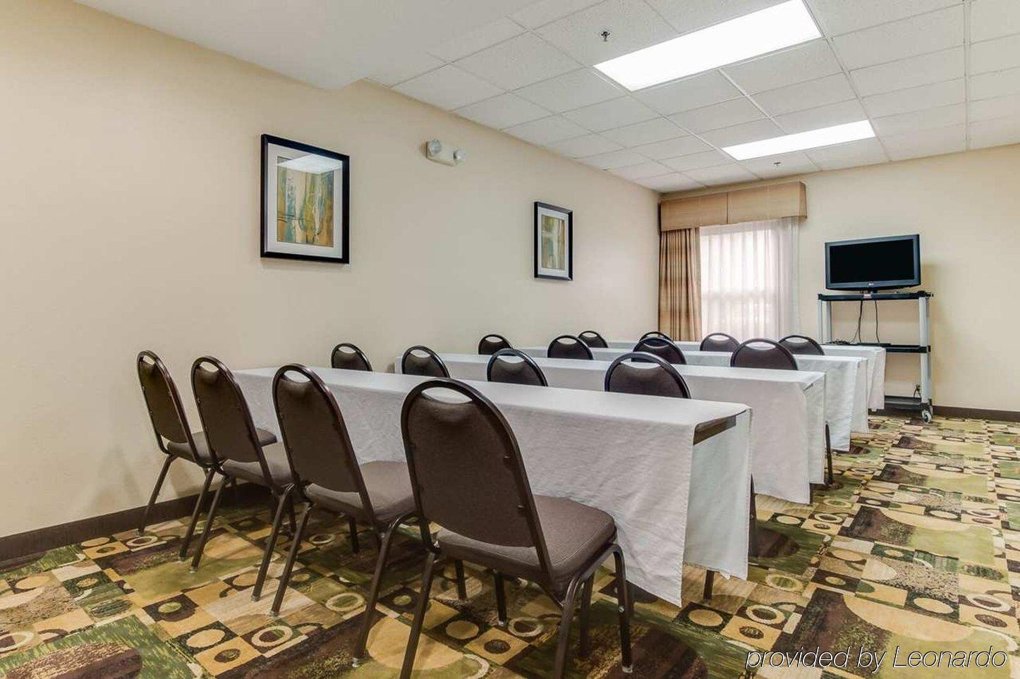 Hampton Inn Диксон Экстерьер фото