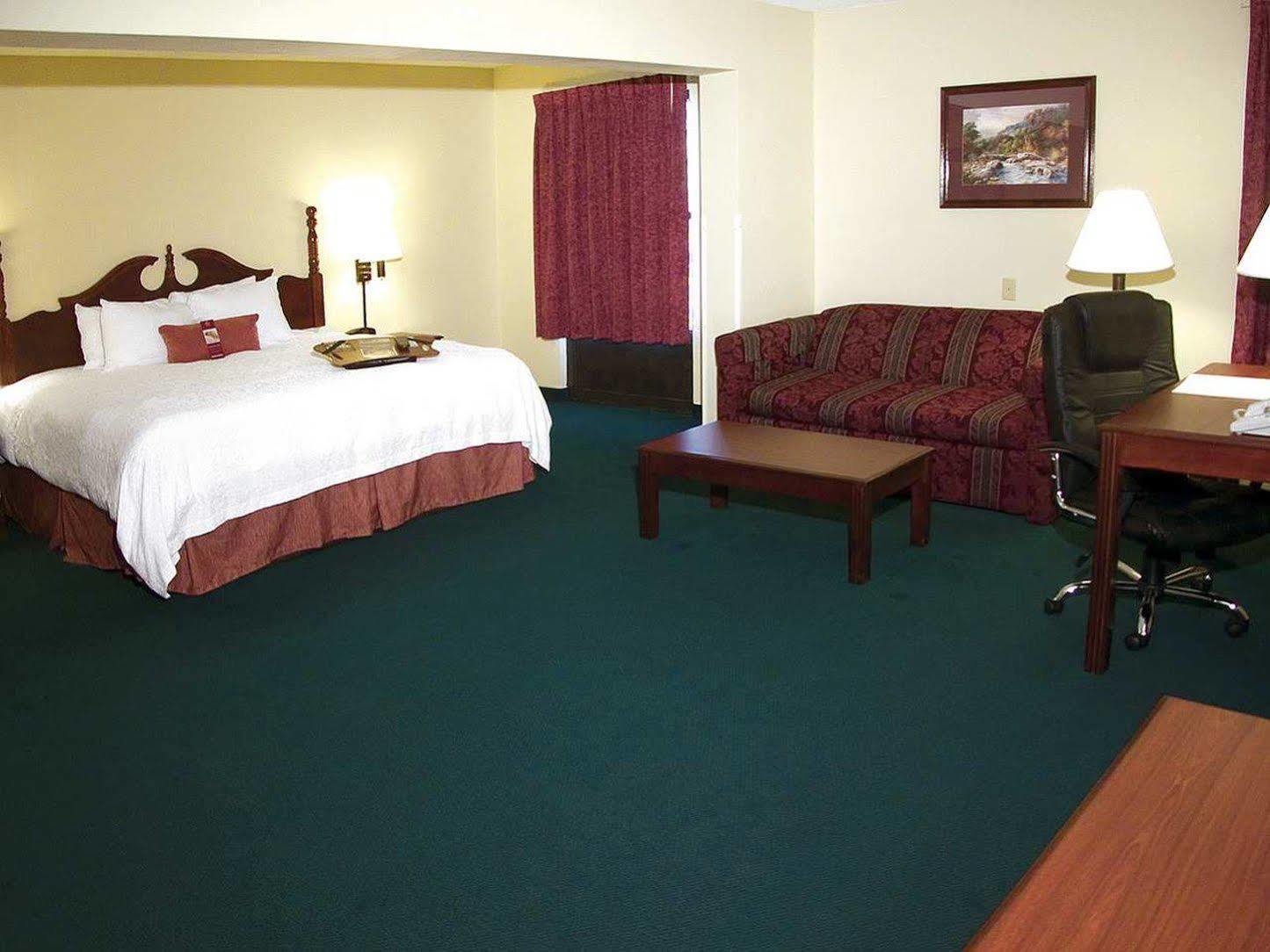 Hampton Inn Диксон Экстерьер фото